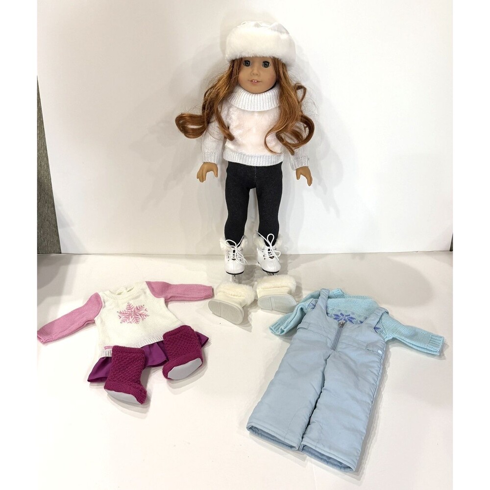 American Girl Truly Me #61 18 in Doll Red Wavy Hair Green Eyes Outfit CLD82
